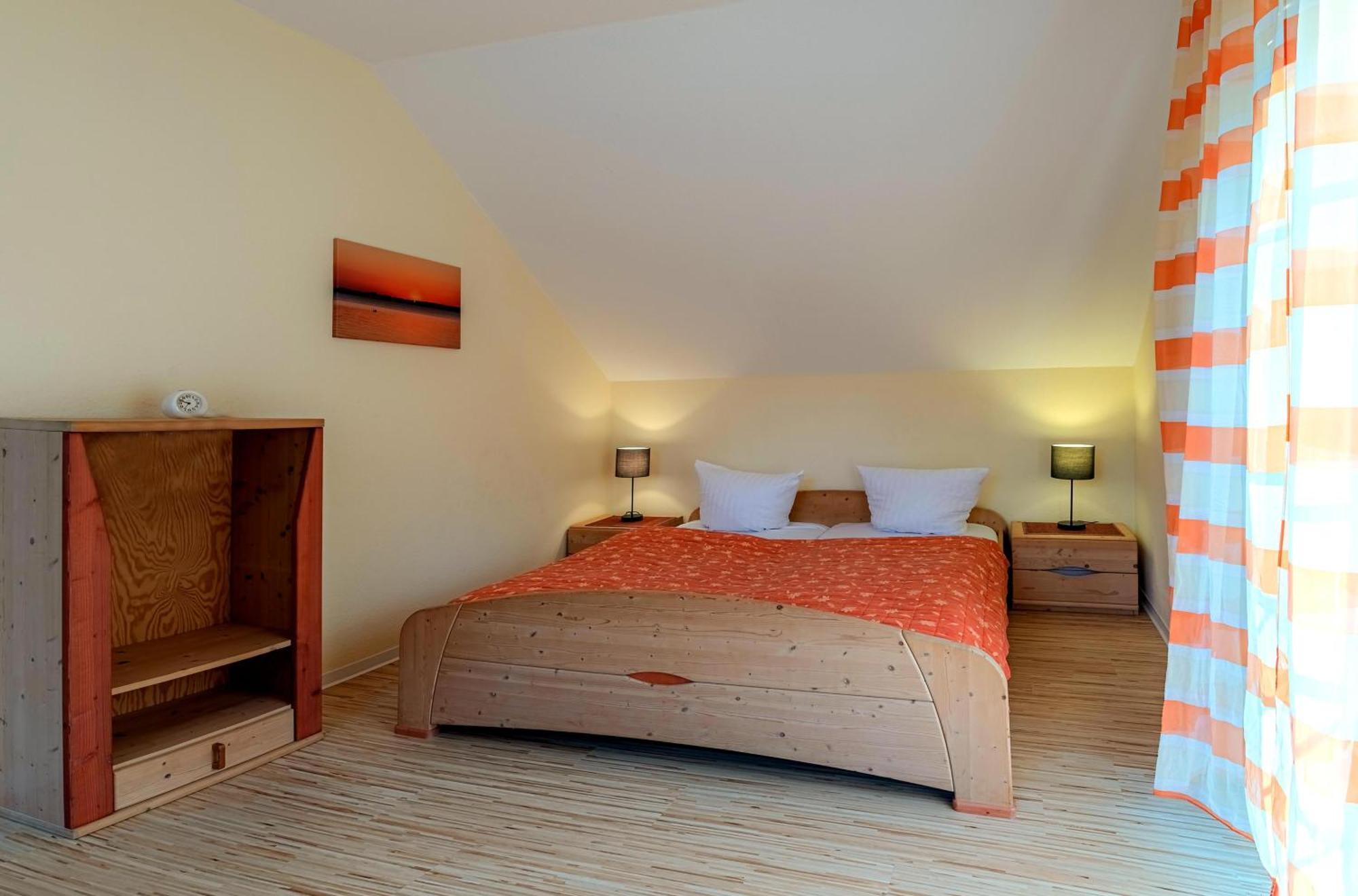 Ferienhaus Schwanensee Fuenfseen Екстериор снимка